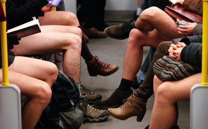 No pants subway ride 2013 (Video) nopantsday3epafacundoarrizabalag