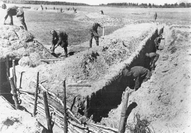 1943 Year in Pictures 25
