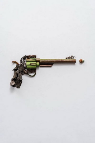 Harmless Weapons Made of Plants by Sonia Rentsch weapons-made-of-plants3-640x963