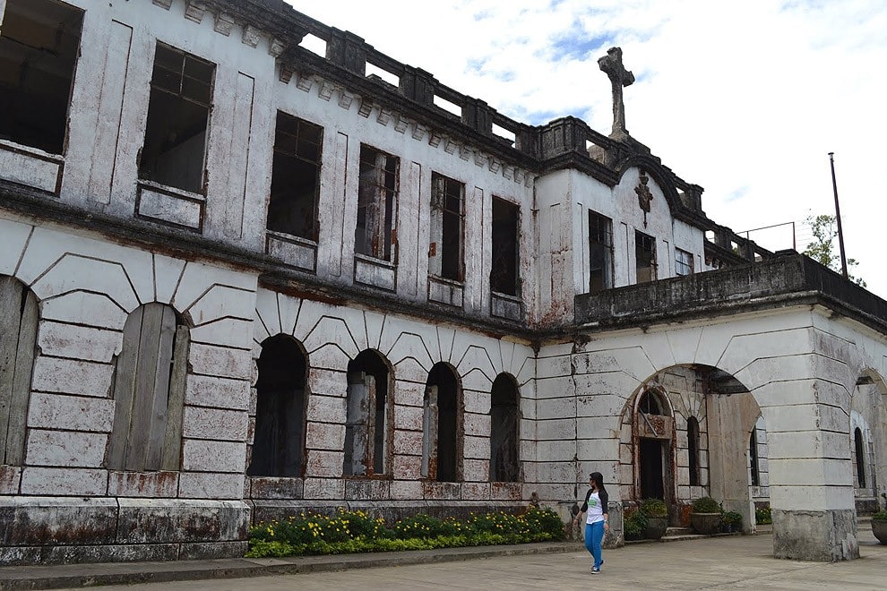 5. diplomat hotel, baguio city, philippines