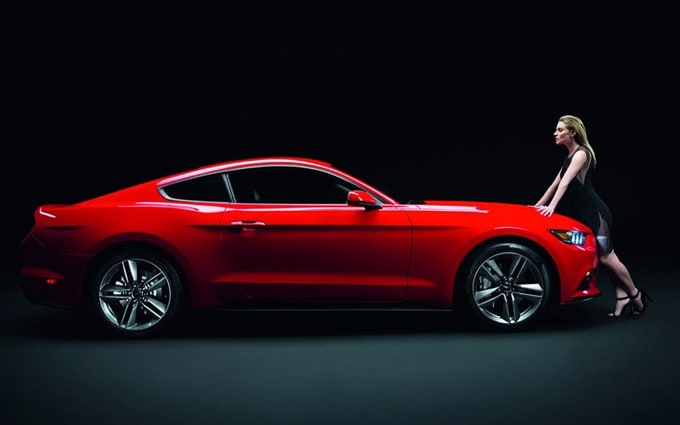 Sienna Miller for Ford Mustang Advertising 800x500xsienna-miller-ford-mustang5_jpg_pagespeed_ic_qslkmkig7l