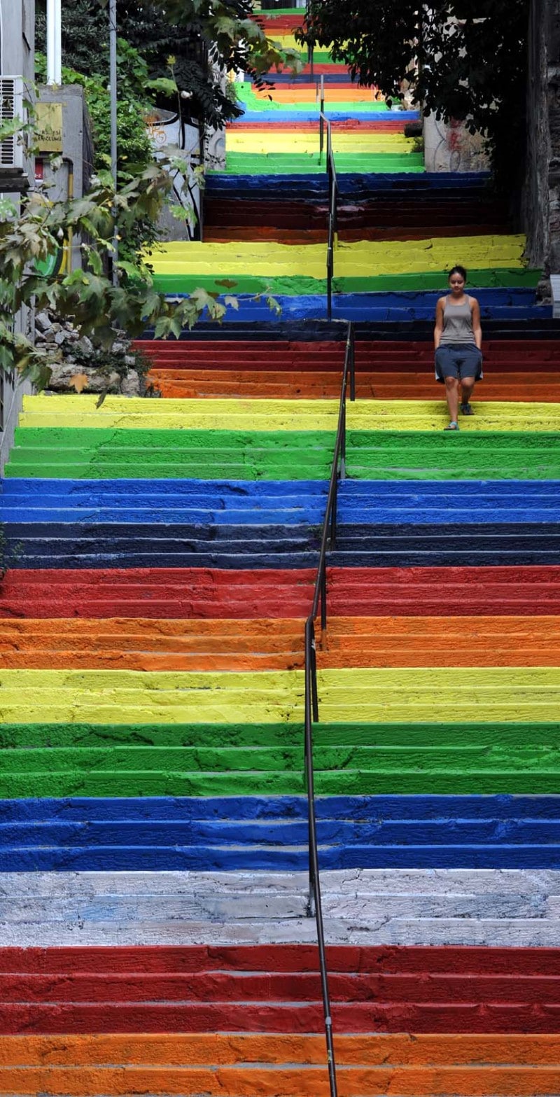 street-art-color-steps-in-turkey-1