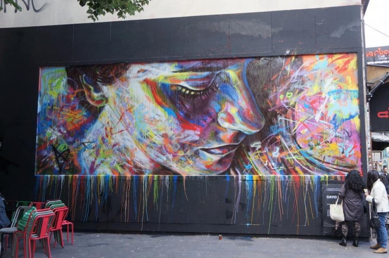 street-art-by-david-walker-in-paris-france