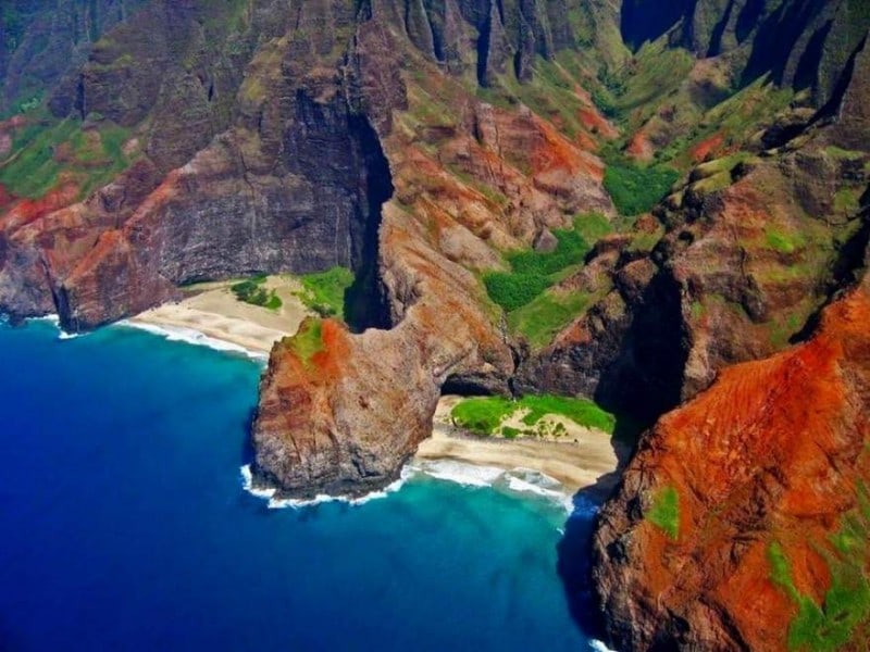 Top 20 Earth Photographs Found on Stumbleupon na pali hawaii 11 880x660 Top 20 Earth Pictures found on StumbleUpon