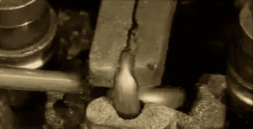 20 Random GIFs You'll Never Stop Watching 12