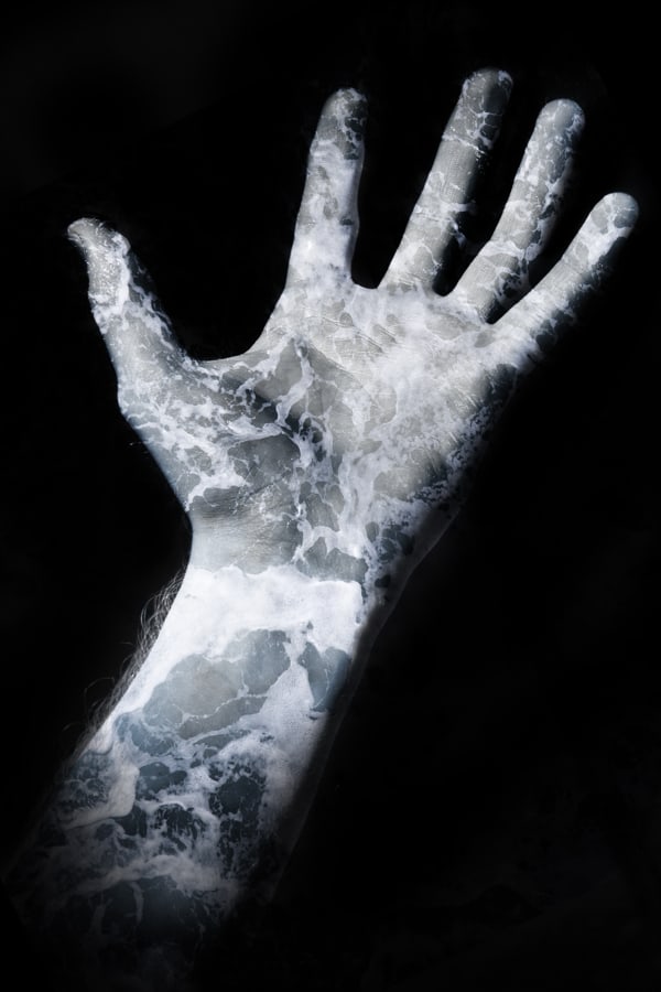 Glorious Photo-series of Your Hands Only oysteinstureaspelund06