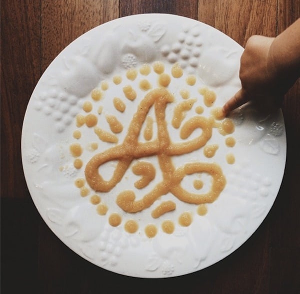 AtoZoë_Dad_Teaches_Daughter_The_Alphabet_By_Shaping_Letters_Out_Of_Yummy_Food_2014_02