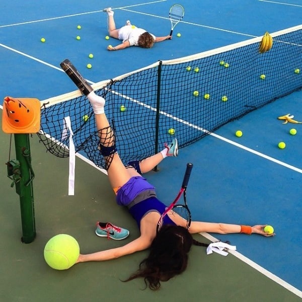 hilariously_photos_of_people_posed_as_if_they_have_just_fallen_by_sandro_giordoan_2014_05