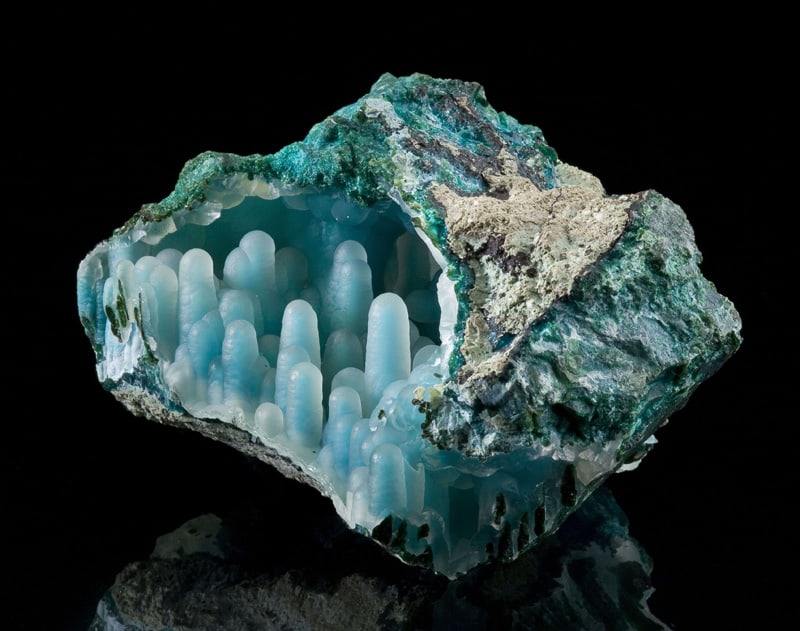 chalcedony-on-chrysocolla-in-malachite-diglet-super-mario-mineral-4