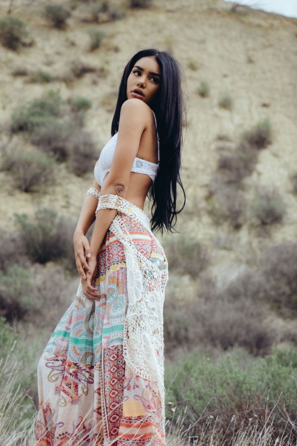 naressa-whitelies-magazine_03