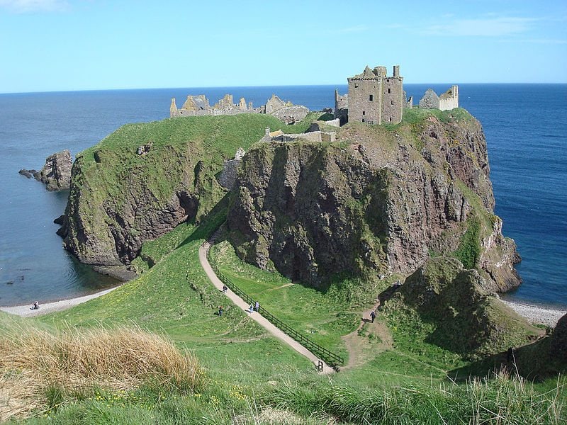 dunnottar-castle-scotland-1