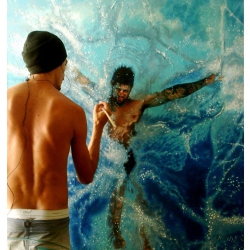 Hyperrealistic Oil Paintings Of People Swimming by Gustavo Silva Nuñez hyperrealistic_oil_paintings_of_people_swimming_by_gustavo_silva_nunez_2014_05