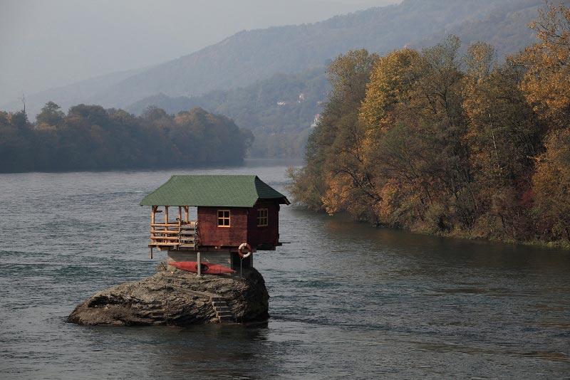 river-house-serbia-2