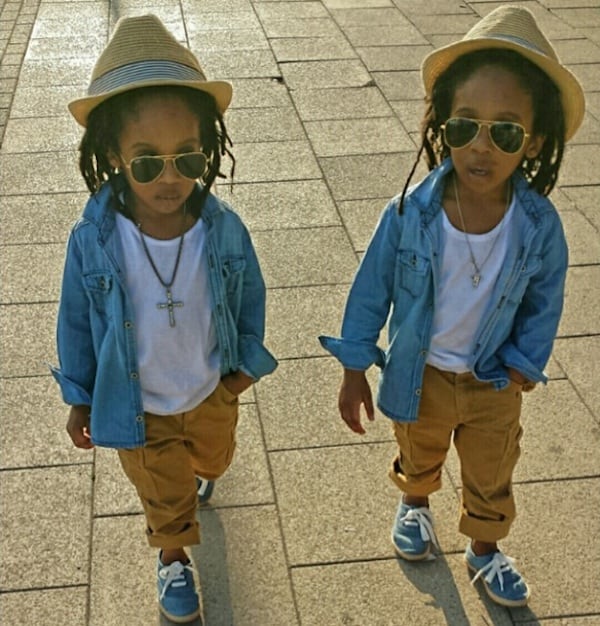 2YungKings_Young_Twin_Brothers_Dressed_In_Matching_Dapper_Outfits_2014_03