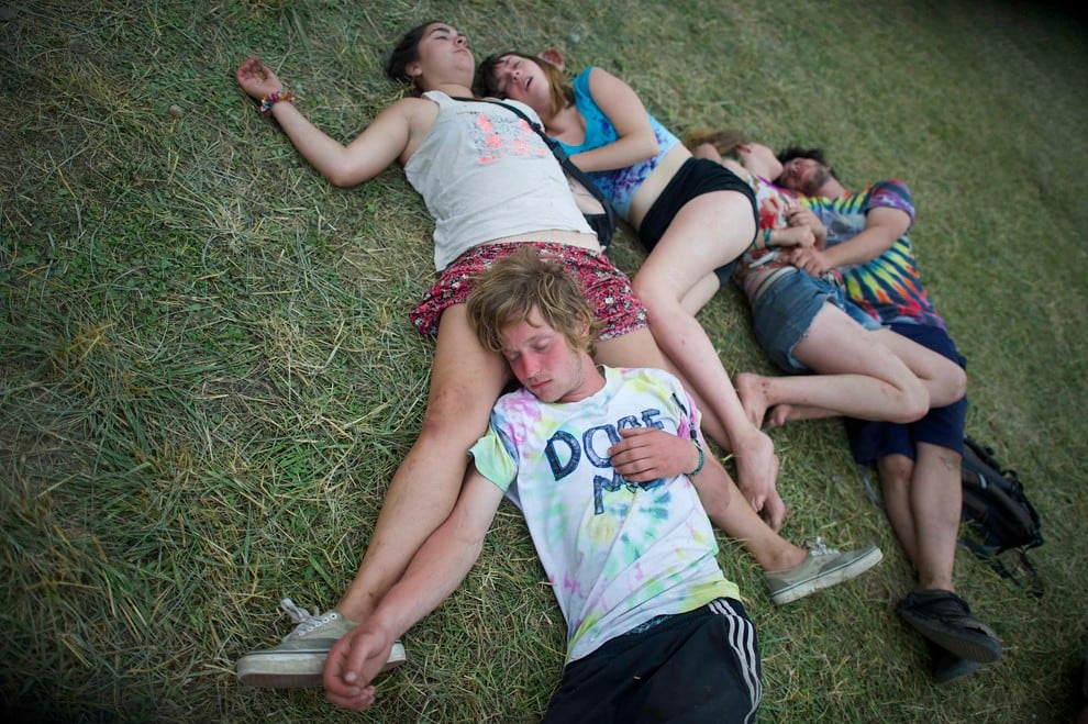 sleepingpeople06