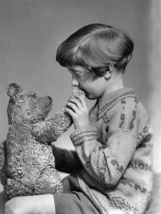 the real winnie the pooh and christopher robin, 1928