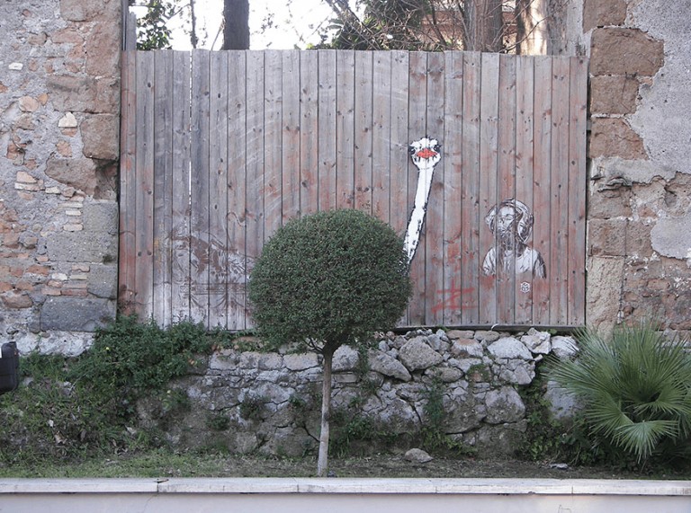 25 Pieces Of Street Art That Use Their Surroundings Perfectly | FREEYORK