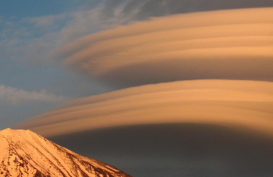 strange_clouds_15
