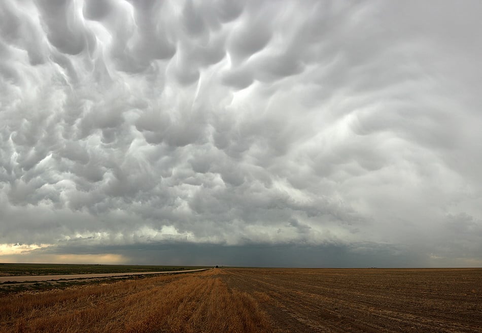 strange_clouds_19