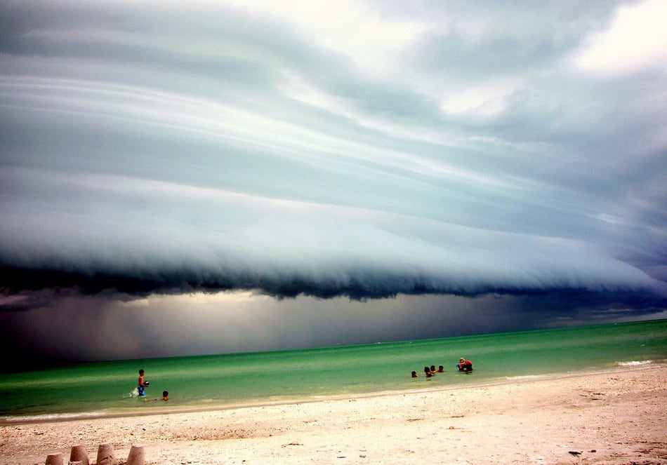 strange_clouds_28