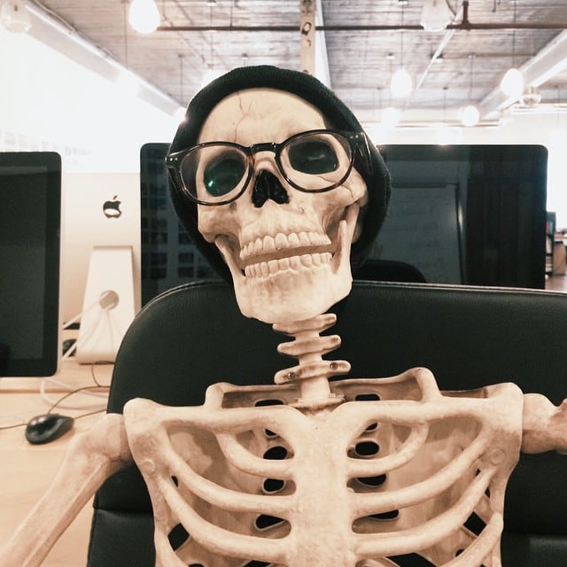 skeleton-daily-life-photography-6