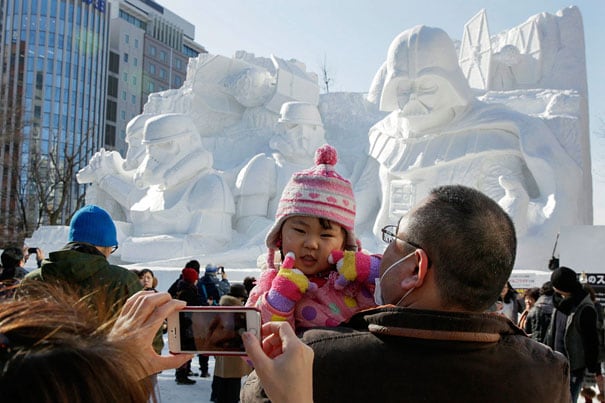 giant-star-wars-snow-sculpture-sapporo-festival-japan-20