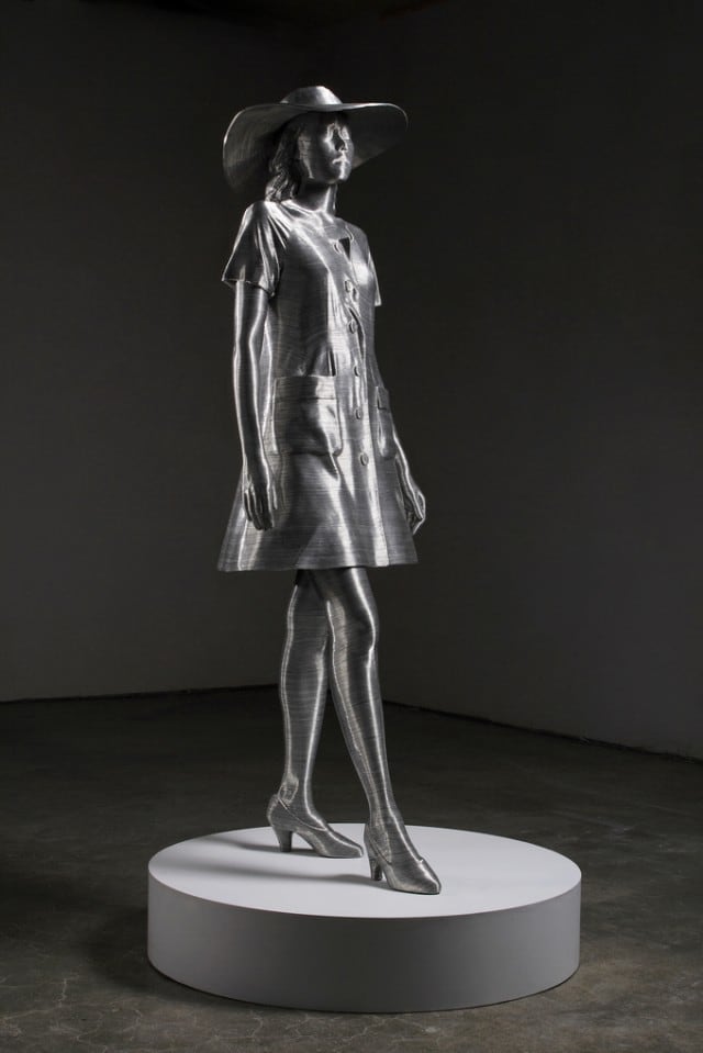 Aluminium-Wire-Sculpture_19-640x959