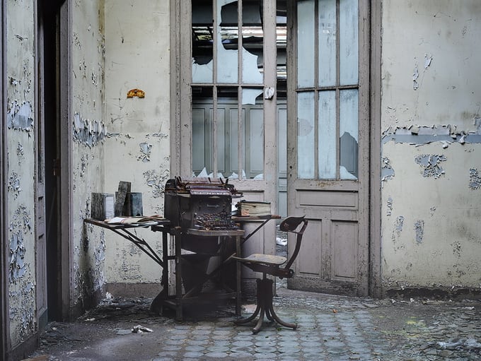 Rebecca Litchfield's Eerie Photos of Abandoned Soviet Buildings rebeccalitchfield58