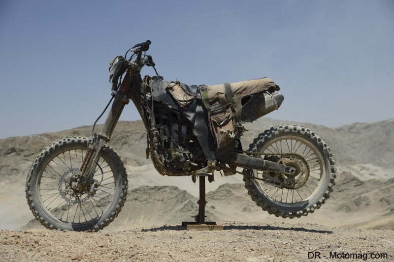 mad_max_fury_road_moto_frd-32636