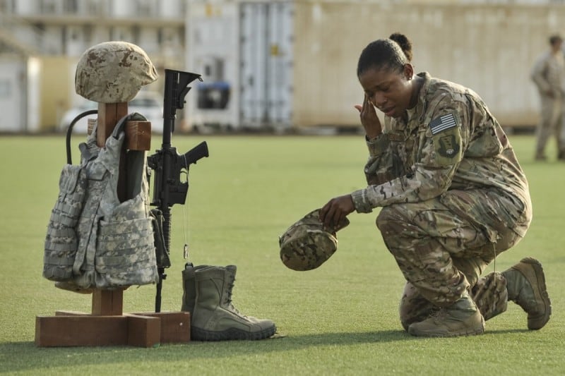 The Best Award-Winning US Military Photos Of 2014 remembering-second-place-news