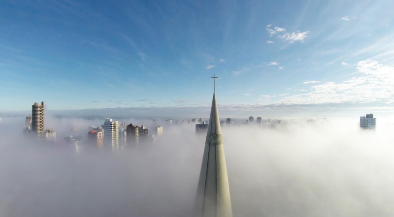This Is The Best Drone Photography Of 2015 1st-prize-category-places-above-the-mist-maring-paran-brazil-by-ricardo-matiello-1