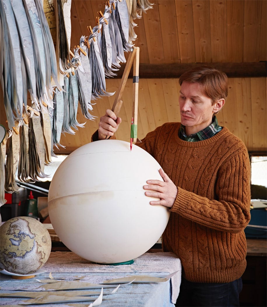 hand-made-classical-globes-peter-bellerby-globemakers-9