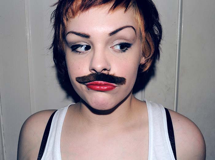 fake-moustache-on-a-girl1