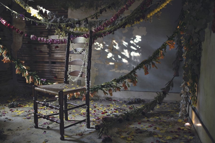 abandoned-house-transformed-flower-house-lisa-waud-heather-saunders-6