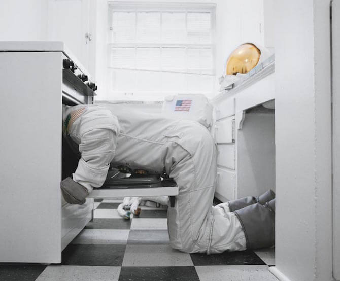 astronaut-suicides-photographer-neil-dacosta-freeyork-10