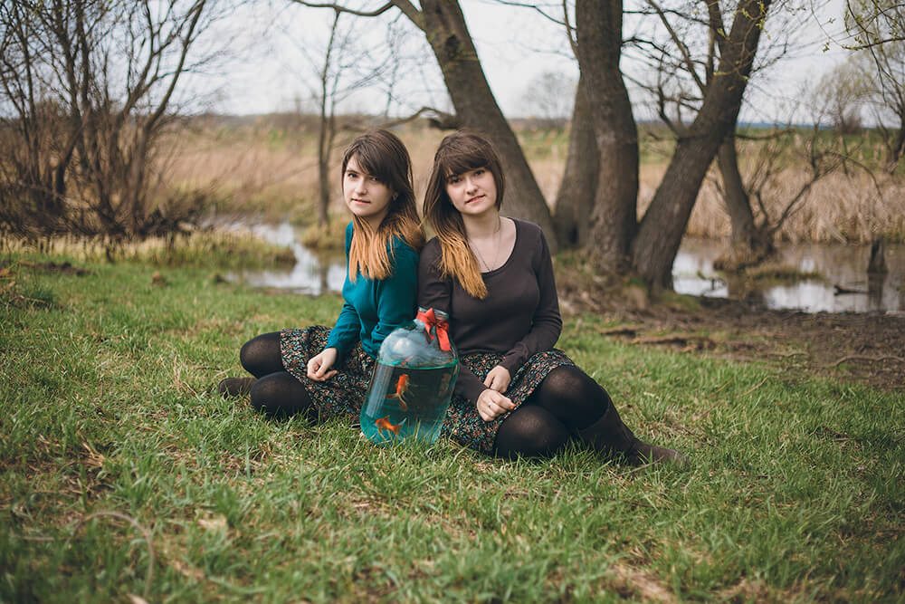 among-twins-freeyork-4