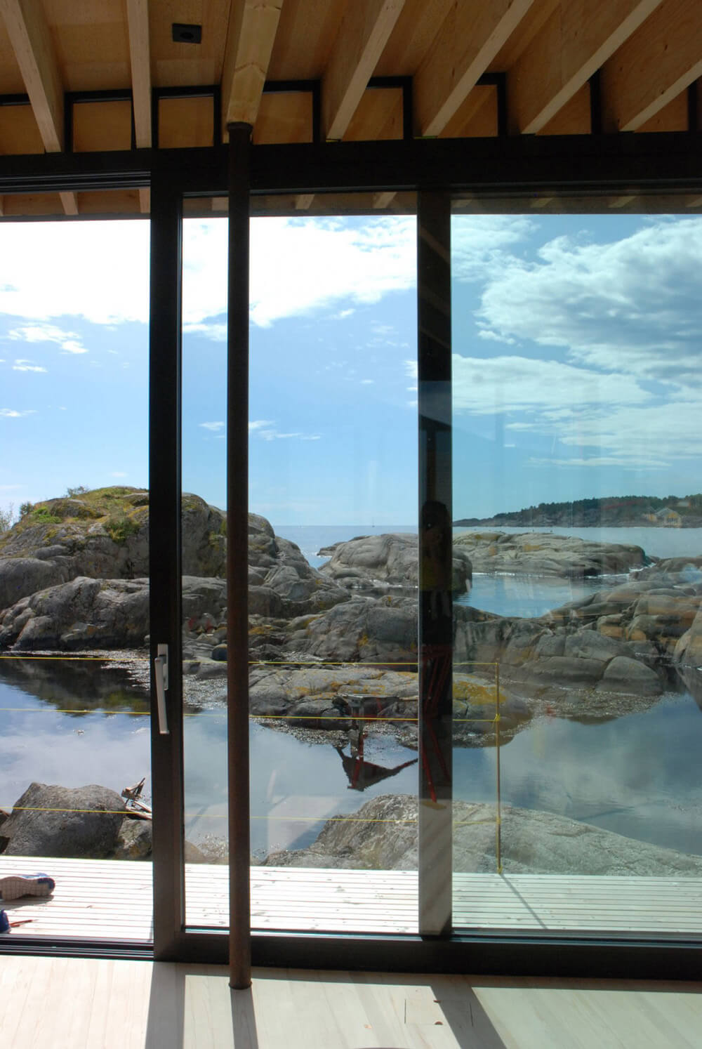 Glass-Walled House Placed in the Rocky Landscape of Norway lund-hagem-norway-6