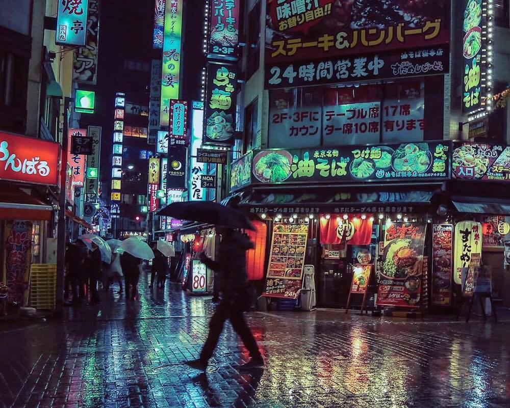 Beauty of Tokyo's Neon Streets at Night by Liam Wong tokyos-night-life-liam-wong-freeyork-10