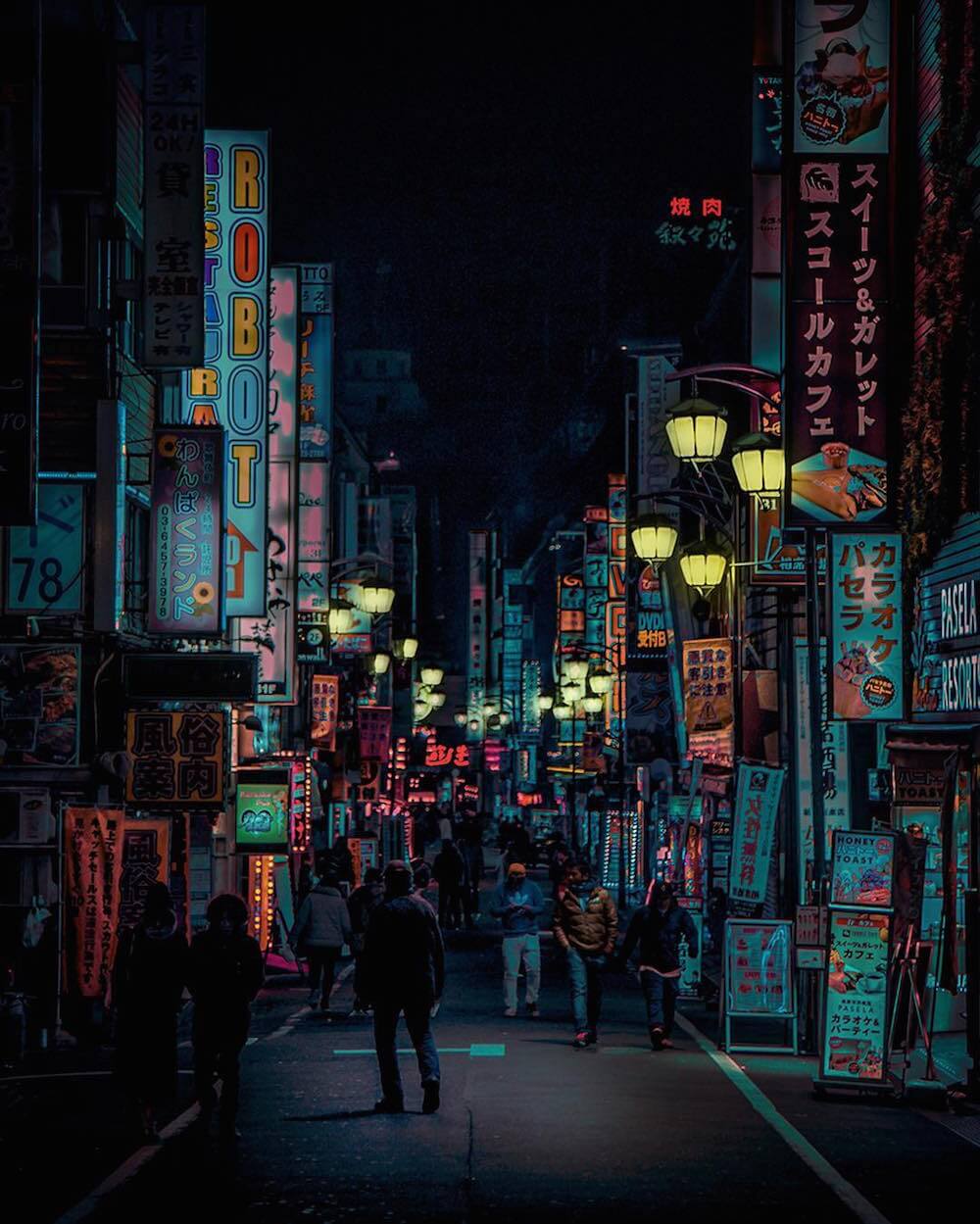 Beauty of Tokyo's Neon Streets at Night by Liam Wong tokyos-night-life-liam-wong-freeyork-8
