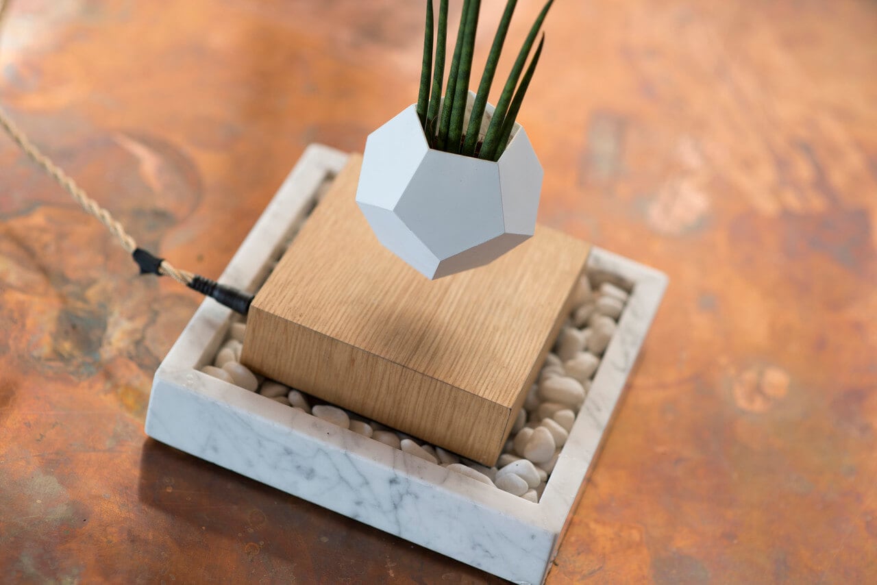 'Lyfe' Floating Zero-Gravity Growing System lyfe-zero-gravity-9