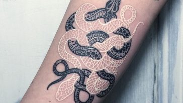 tatuagem branca cobra 4