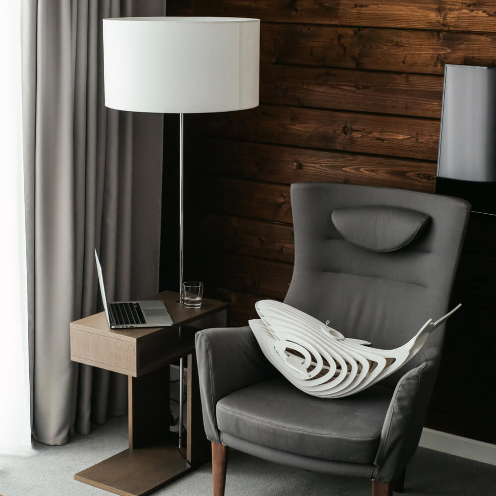 wooden-whale-lamp-2
