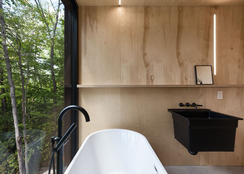 Modern Cabin in Hemlock Forest modern-cabin-hemlock-forest-quebec-canada-16