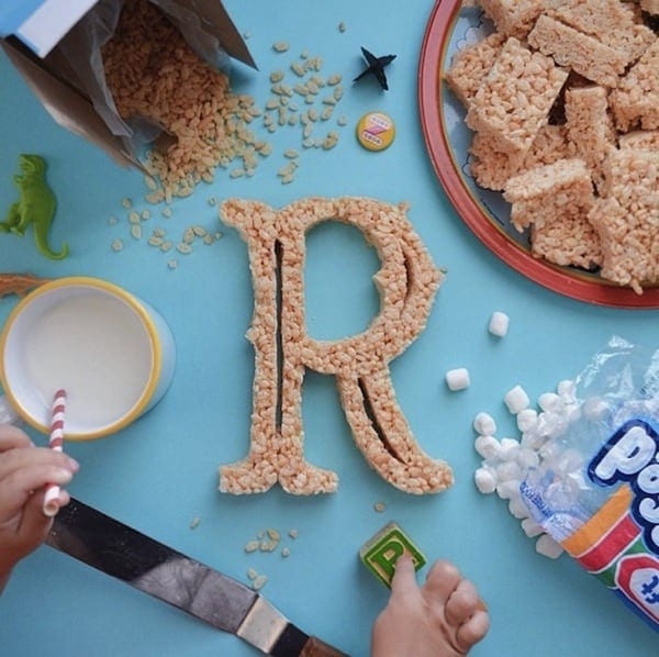 AtoZoë Dad Teaches Daughter The Alphabet By Shaping Letters Out Of Yummy Food 2014 01