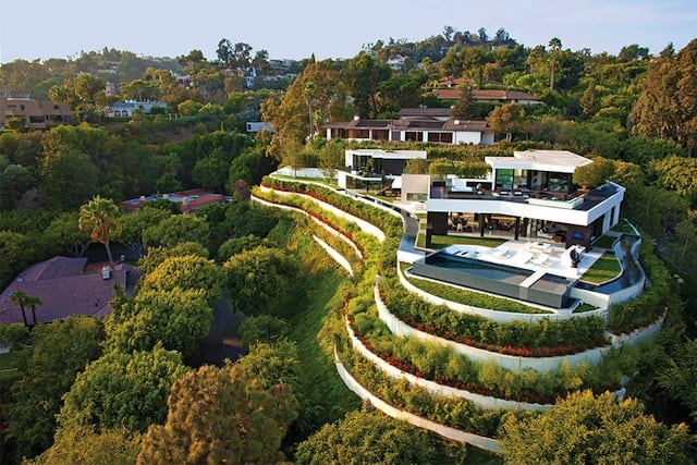 1201 Laurel Way Residence in Beverly Hills / Los Angeles