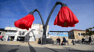 motion activated inflating flowers warde hq architects jerusalem 1