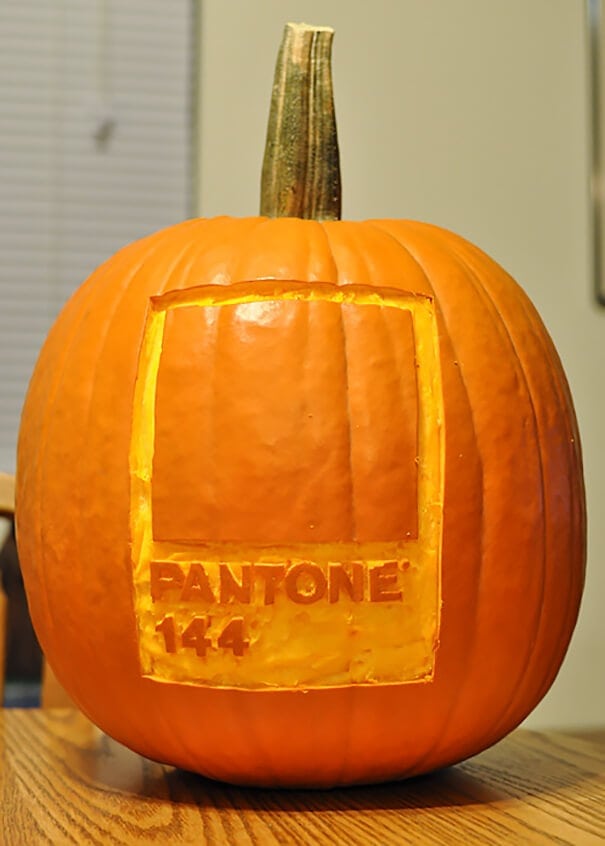 Clever Pumpkin Carving Ideas For Designers | FREEYORK