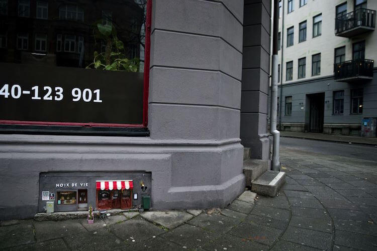 “AnonyMouse” Artists Creates Tiny Shops for Mice on the Streets tiny-mice-shops-sweden-3
