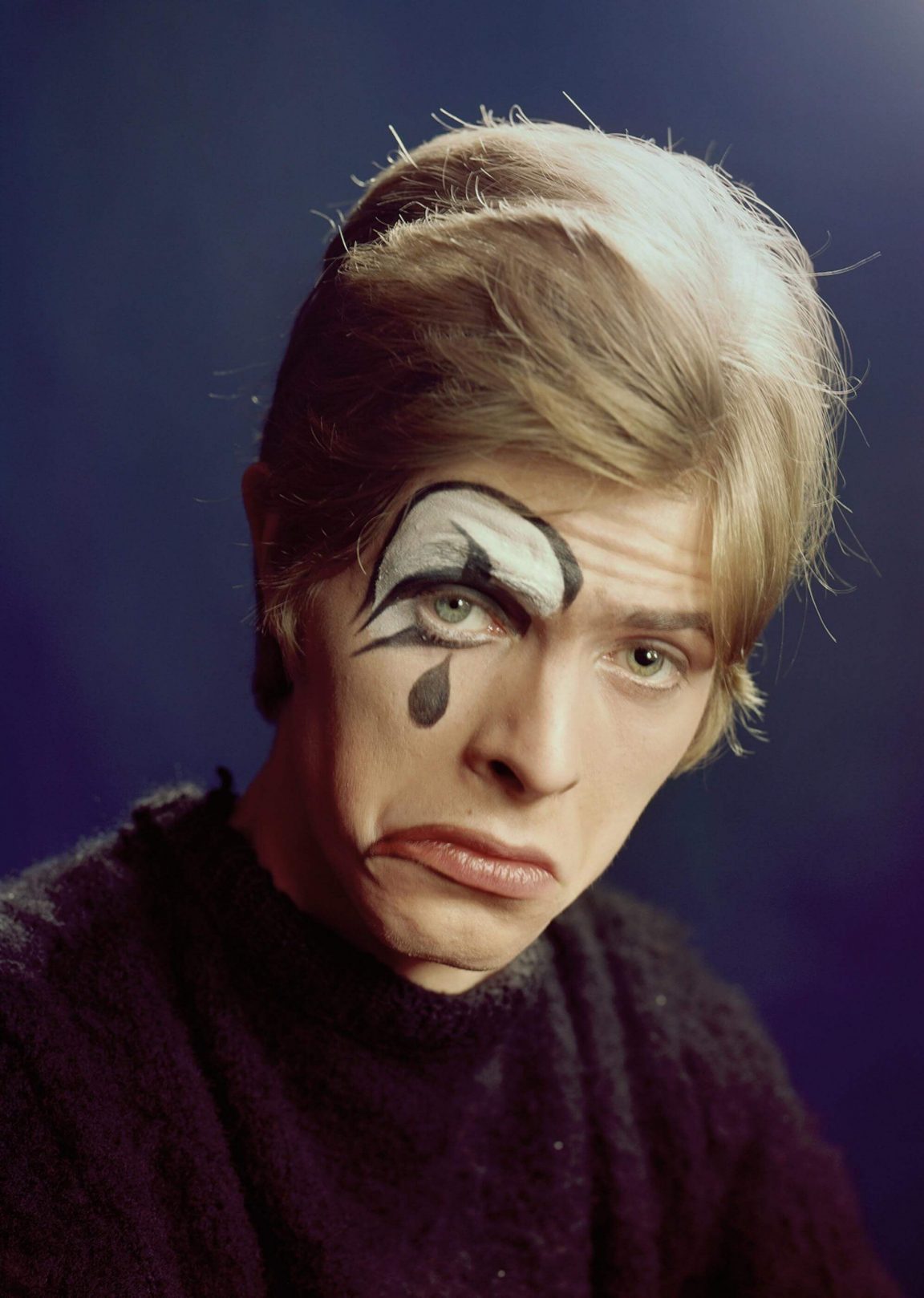 Never seen before photos of young david bowie before he became famous