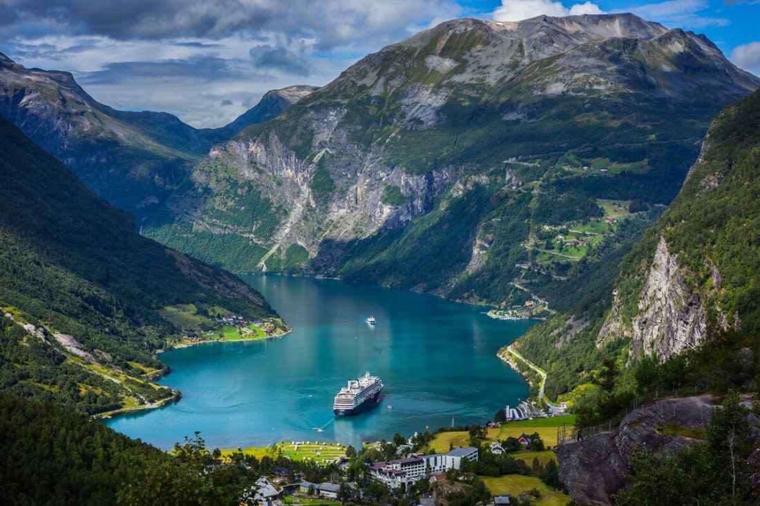 25 Most Breathtaking Places in the World That You Must Visit Soon